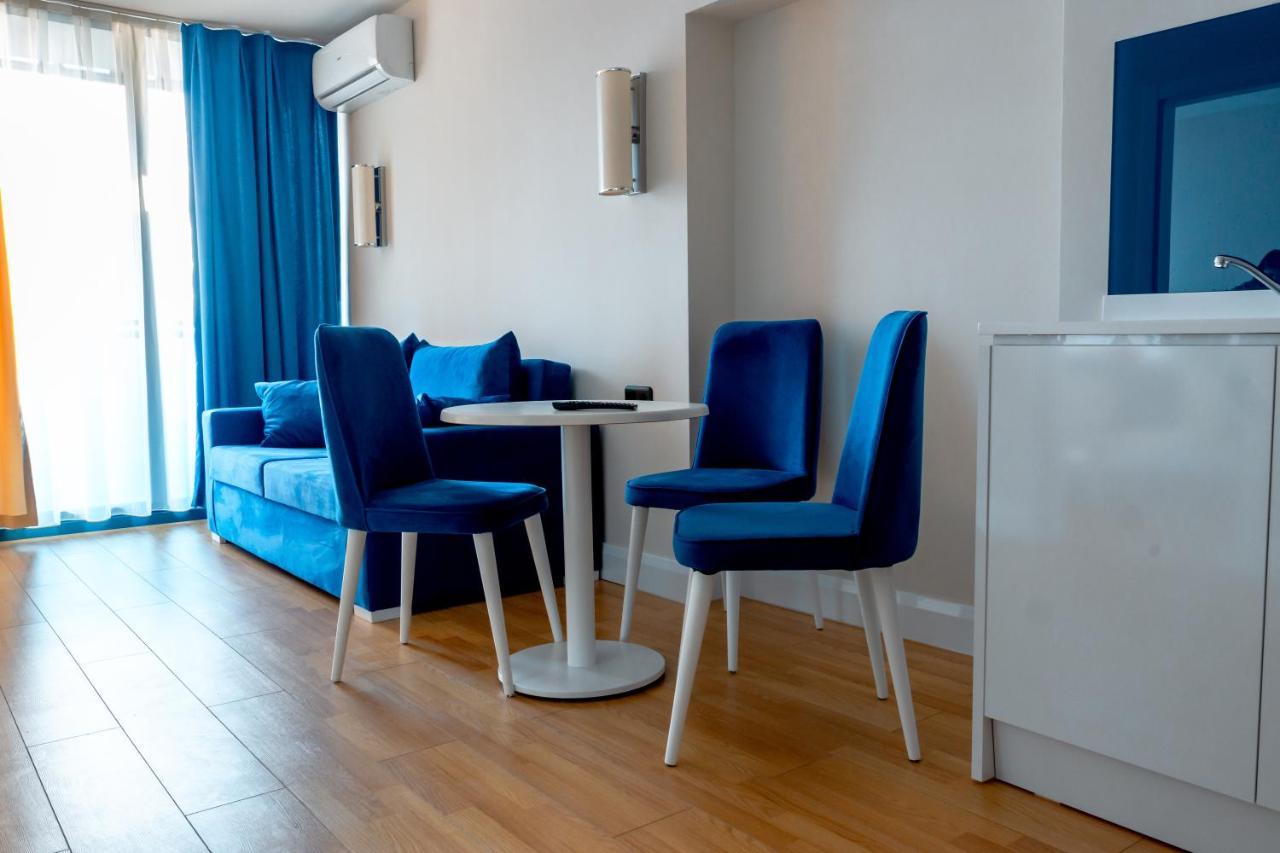 Orbi City - Aparthotel Near The Beach Batumi Exterior photo